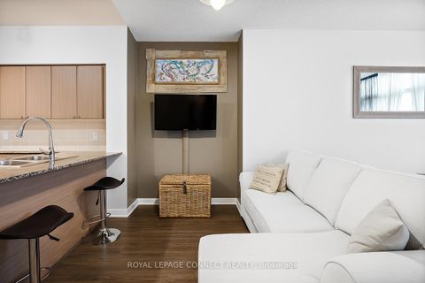 Photo 11 at 147 - 525 Wilson Avenue, Clanton Park, Toronto