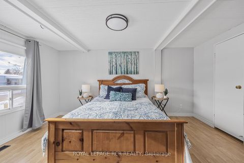 Photo 27 at 4 Linden Lane, Rural Innisfil, Innisfil