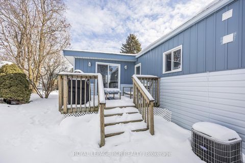 Photo 39 at 4 Linden Lane, Rural Innisfil, Innisfil