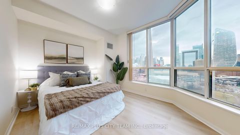 Photo 10 at 2323 - 230 Queens Quay W, Waterfront Communities C1, Toronto