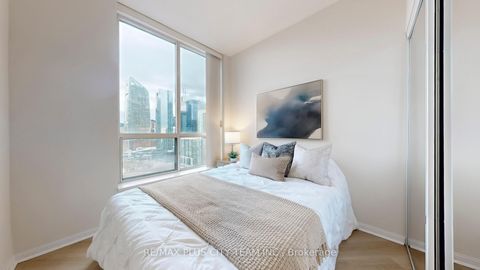Photo 14 at 2323 - 230 Queens Quay W, Waterfront Communities C1, Toronto