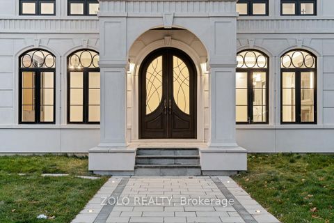 Photo 3 at 52 Child Drive, Aurora Highlands, Aurora