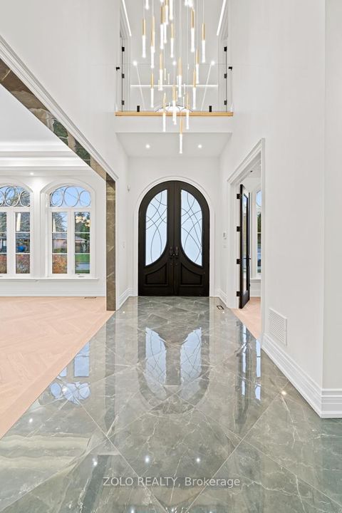 Photo 4 at 52 Child Drive, Aurora Highlands, Aurora