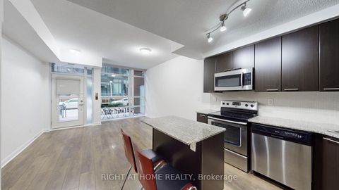 Photo 10 at Th106 - 15 Bruyeres Mews, Niagara, Toronto
