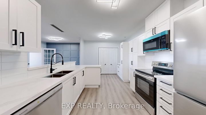 Photo 4 at PH09 - 115 Omni Drive, Bendale, Toronto