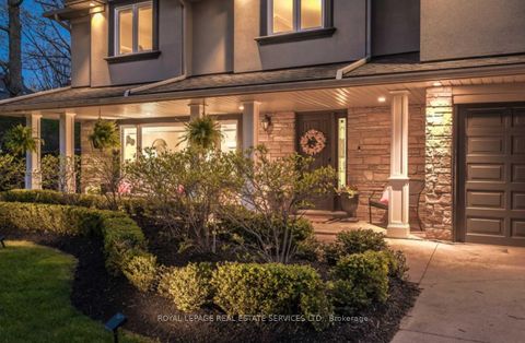 Photo 1 at 1302 Hillview Crescent, FA Falgarwood, Oakville