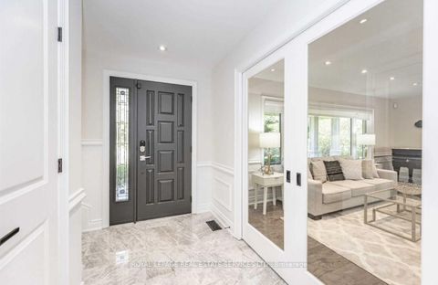 Photo 3 at 1302 Hillview Crescent, FA Falgarwood, Oakville