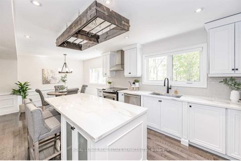 Photo 9 at 1302 Hillview Crescent, FA Falgarwood, Oakville