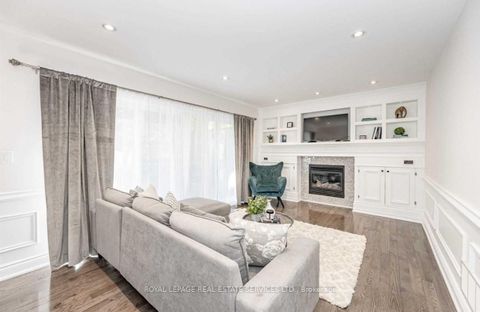 Photo 11 at 1302 Hillview Crescent, FA Falgarwood, Oakville