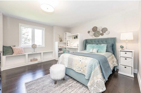 Photo 21 at 1302 Hillview Crescent, FA Falgarwood, Oakville