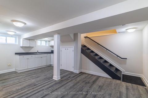 Photo 13 at 210 Cox Mill Road, Painswick North, Barrie