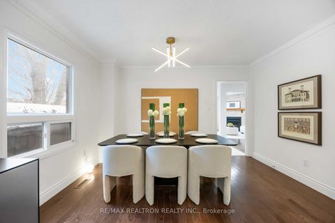 Photo 7 at 10 Norhill Court, Devonsleigh, Richmond Hill