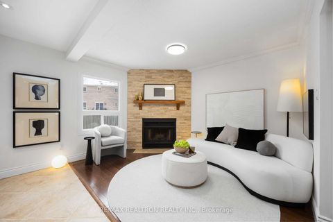 Photo 8 at 10 Norhill Court, Devonsleigh, Richmond Hill