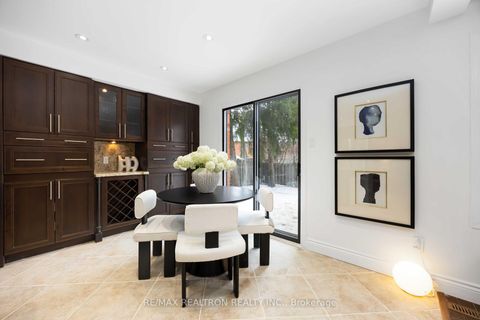 Photo 14 at 10 Norhill Court, Devonsleigh, Richmond Hill