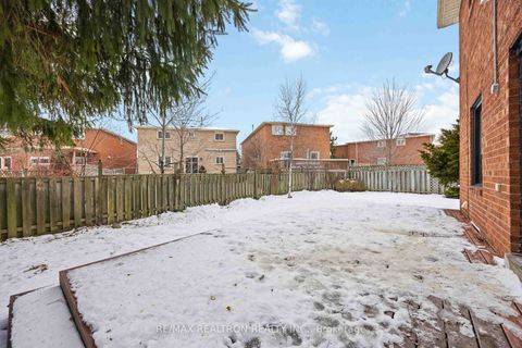 Photo 31 at 10 Norhill Court, Devonsleigh, Richmond Hill