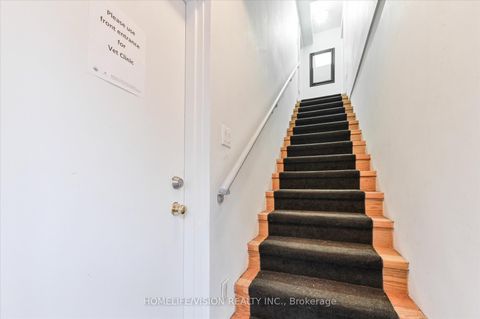 Photo 12 at 400 Summerhill Avenue, Moore Park, Toronto