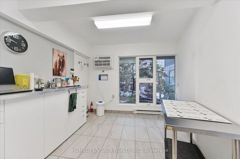 Photo 46 at 400 Summerhill Avenue, Moore Park, Toronto