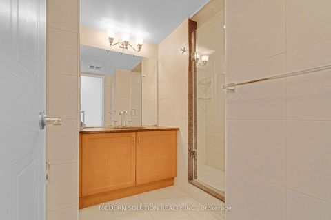 Photo 35 at 426 - 32 Clarissa Drive, Harding, Richmond Hill