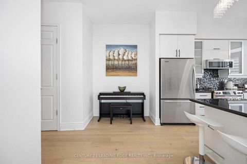 Photo 10 at Lph02 - 763 Bay Street, Bay Street Corridor, Toronto