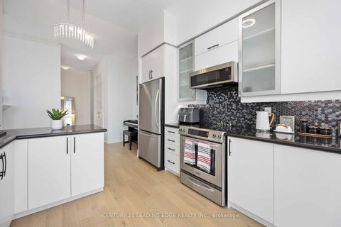 Photo 17 at Lph02 - 763 Bay Street, Bay Street Corridor, Toronto