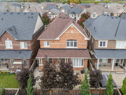 Photo 43 at 71 Hoey Crescent, GO Glenorchy, Oakville