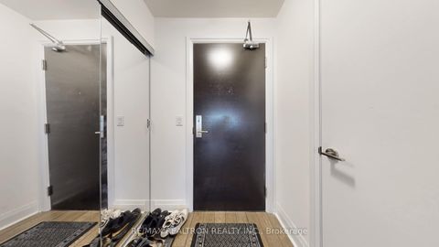 Photo 9 at 301 - 399 Spring Garden Avenue, Willowdale East, Toronto