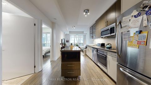 Photo 11 at 301 - 399 Spring Garden Avenue, Willowdale East, Toronto