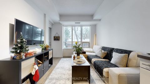 Photo 15 at 301 - 399 Spring Garden Avenue, Willowdale East, Toronto
