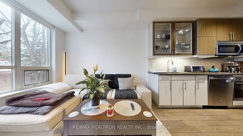 Photo 16 at 301 - 399 Spring Garden Avenue, Willowdale East, Toronto