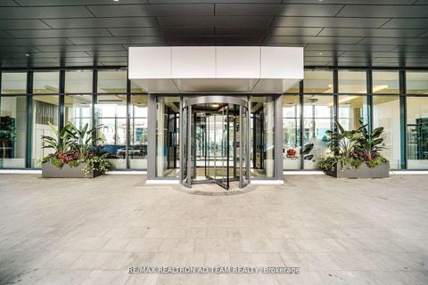 Photo 3 at 1017 - 38 Honeycrisp Crescent, Vaughan Corporate Centre, Vaughan