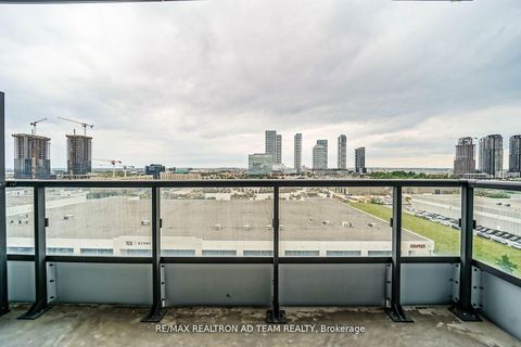 Photo 21 at 1017 - 38 Honeycrisp Crescent, Vaughan Corporate Centre, Vaughan