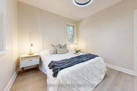 Photo 11 at 261 Helmer Avenue, Central Newmarket, Newmarket