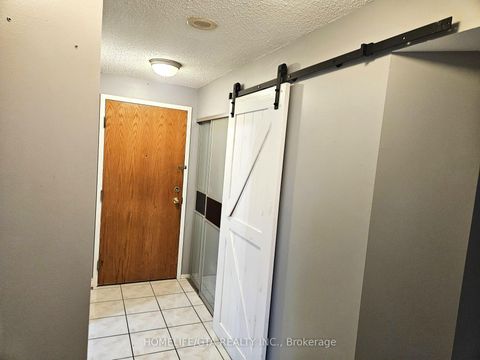 Photo 13 at 1409 - 41 Markbrook Lane, Jamestown, Toronto