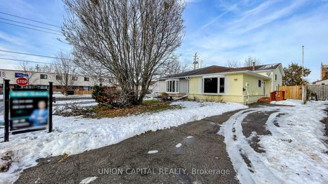 Photo 0 at 376 Calvert Court, Lakeview, Oshawa