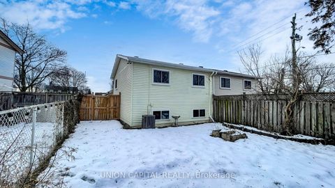 Photo 14 at 376 Calvert Court, Lakeview, Oshawa