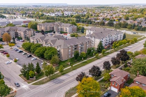 Photo 16 at 313 - 1460 Bishops Gate, GA Glen Abbey, Oakville