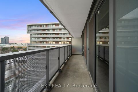 Photo 34 at 1117 - 120 Varna Drive, Lawrence, Toronto