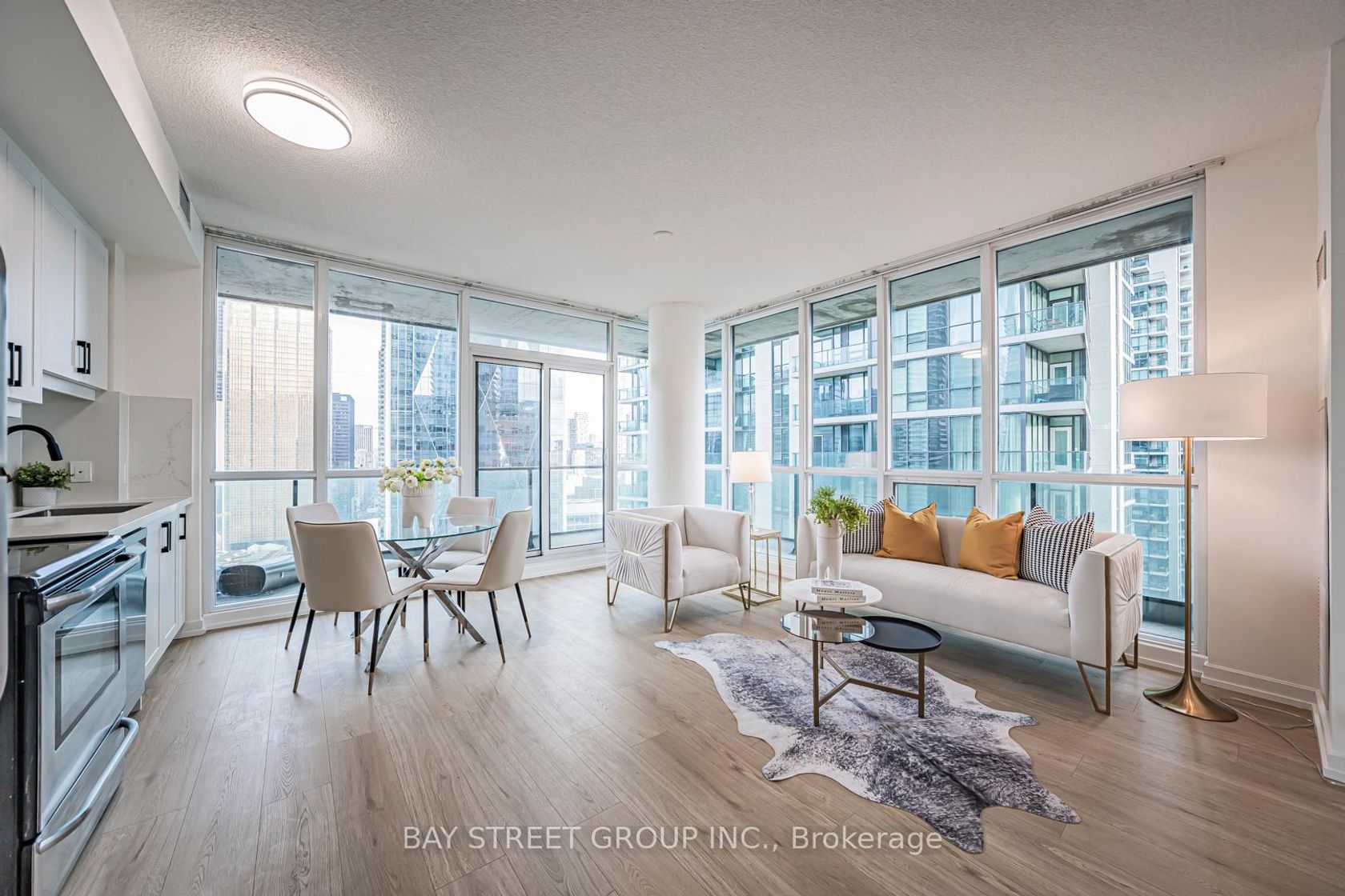 2704 - 33 Bay Street, Waterfront Communities C1, Toronto 