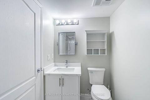 Photo 23 at 402 - 4 Elsinore Path, New Toronto, Toronto