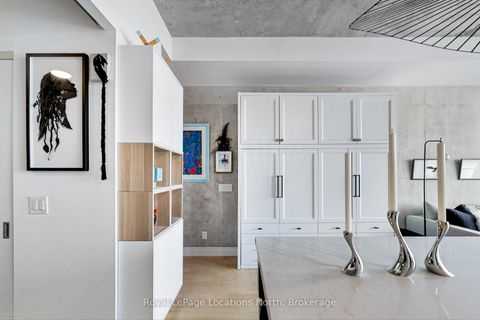 Photo 5 at 619 - 608 Richmond Street W, Waterfront Communities C1, Toronto