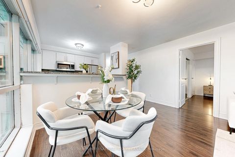 Photo 16 at 712 - 10 Queens Quay W, Waterfront Communities C1, Toronto