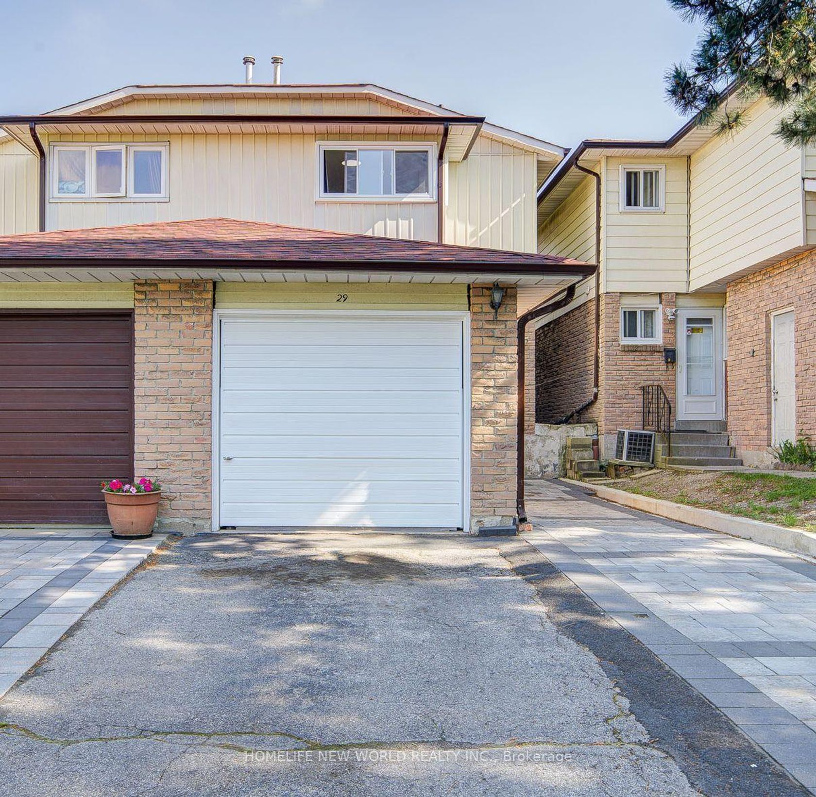 29 Puma Drive, L'Amoreaux, Toronto 