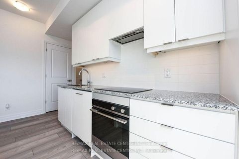 Photo 5 at 3209 - 36 Elm Drive W, City Centre, Mississauga