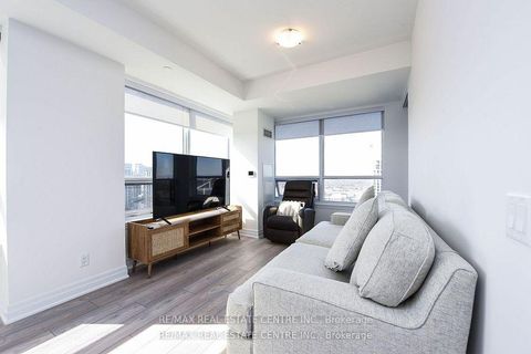 Photo 6 at 3209 - 36 Elm Drive W, City Centre, Mississauga