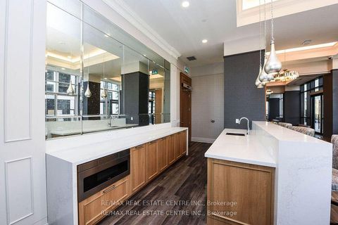 Photo 9 at 3209 - 36 Elm Drive W, City Centre, Mississauga