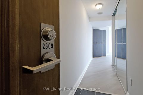 Photo 3 at 2309 - 7 Concorde Place, Don Mills, Toronto