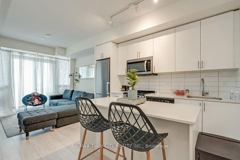 Photo 16 at # 415 - 509 DUNDAS Street W, GO Glenorchy, Oakville