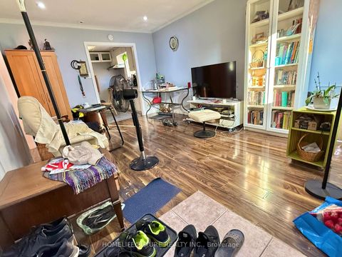 Photo 8 at 5 Weir Crescent, West Hill, Toronto