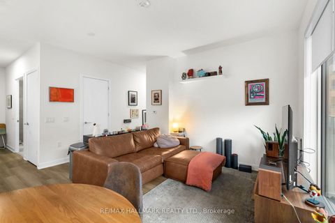 Photo 11 at 207 - 9 Tecumseth Street, Niagara, Toronto