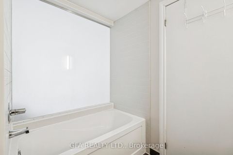 Photo 37 at 438 - 5 Hanna Avenue, Niagara, Toronto